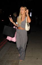 ABI MOORE Arrives at Mondarin Hotel Shoreditch in London 08/04/2023