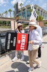 ANNA KENDRICK at Sag-aftra Strike in Los Angeles 08/01/2023
