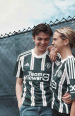 BAILEE MADISON and Blake Richardson Visit Manchester United While Training in New Jersey 07/22/2023