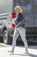 BILLIE LEE Arrives at Tom Sandoval