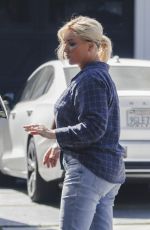 BILLIE LEE Arrives at Tom Sandoval