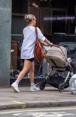 CHLOE MADELEY Leaves a Wine Merchant in London 08/03/2023