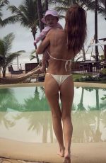 CINTIA DICKER - Instagram Photos 08/08/2023