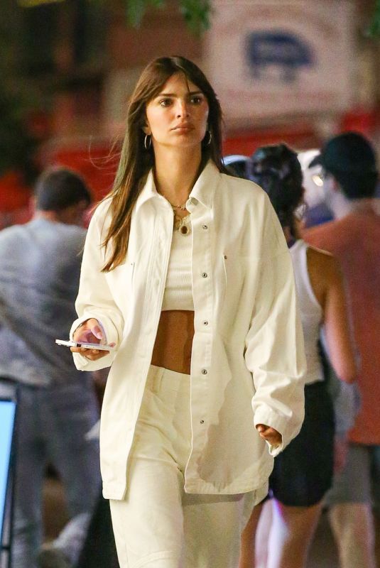 EMILY RATAJKOWSKI Night Out in New York 08/29/2023