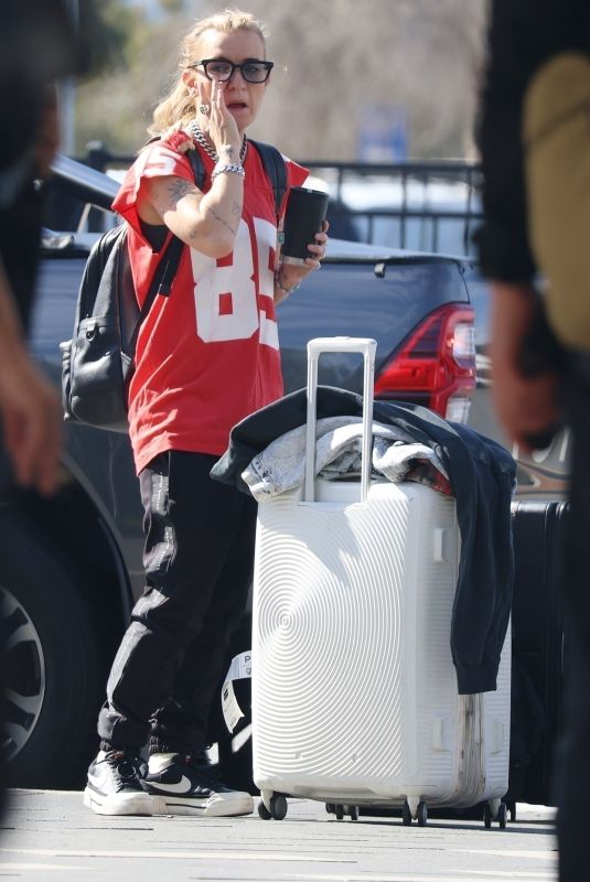 G FLIP Leaves Airport in Perth  08/27/2023