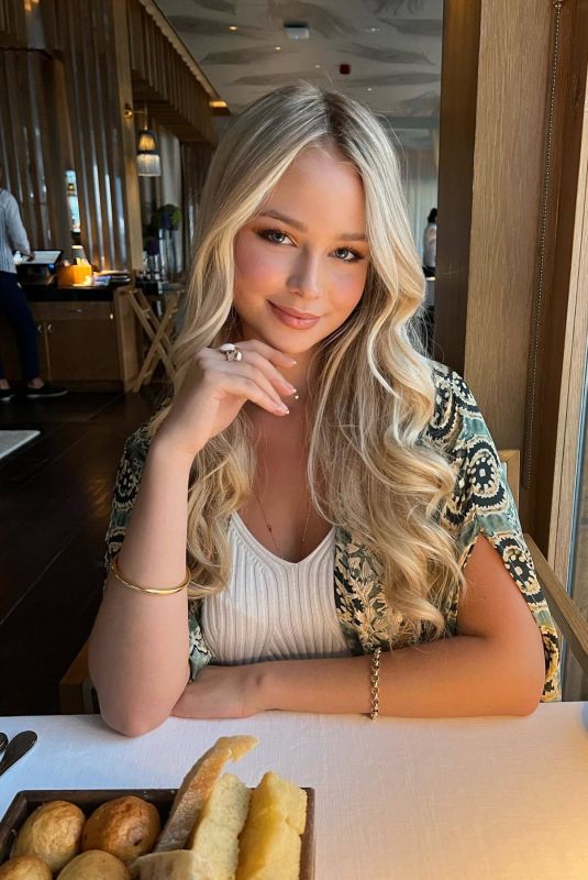 IVY MAE ANDERSON - Instagram Photos 08/11/2023
