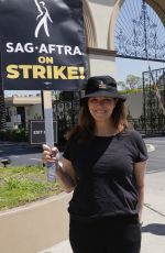JEANNE TROPPLEHORN at SAG-AFTRA and WGA Strike at Paramount Studios in Hollywood 08/04/2023