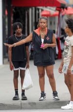 JENNIFER HUDSON Shopping for New Glasses at EyeBar Optician in Beverly Hills 07/31/2023
