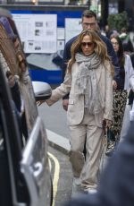 JENNIFER LOPEZ Shopping for Jewellery at Grays Antique Market in London 08/04/2023