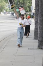 JERI RYAN at SAG Strike at Warner Brothers Studios in Burbank 08/01/2023