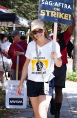 JERI RYAN at SAG Strike at Warner Brothers Studios in Burbank 08/07/2023