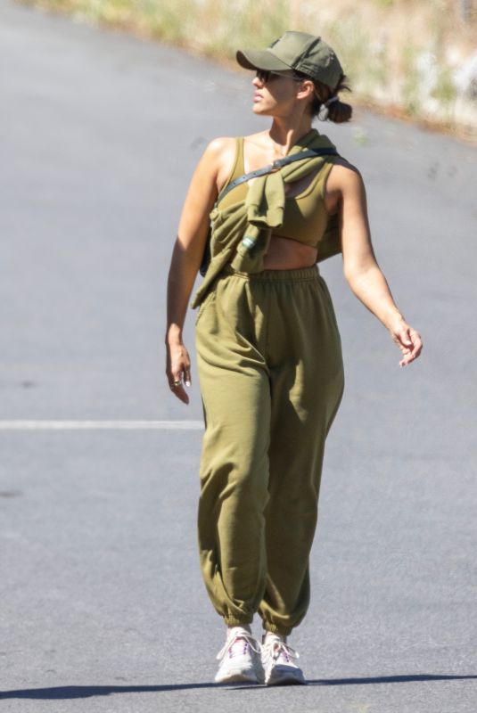 JESSICA ALBA Out Hiking in Los Angeles 08/22/2023