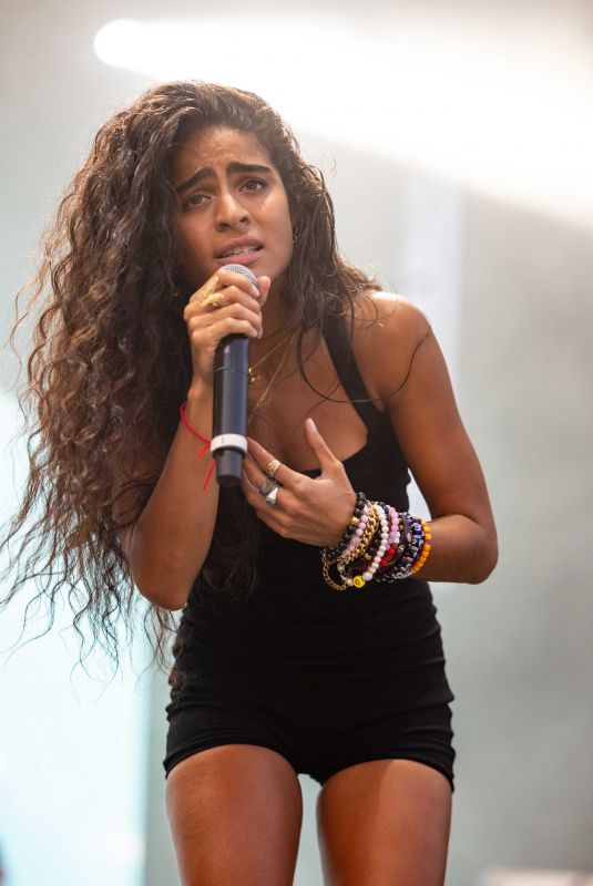 JESSIE REYEZ Performs at Lollapalooza Music Festival at Grant Park in Chicago 08/04/2023