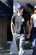 KAIA GERBER and Austin Butler a Lunch Date in Los Angeles 08/17/2023
