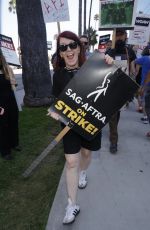 KATE FLANNERY at SAG-Aftra and WGA Picket Line at Netflix Offices in Los Angeles 08/14/2023