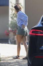 KATHARINE MCPHEE Checking Out Progress of Their New House in Brentwood 08/25/2023