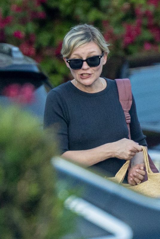 KIRSTEN DUNST Out for Dinner at Ca Del Sole Italian Restaurant in Toluca Lake 08/08/2023