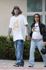 KOURTNEY KARDASHIAN and Travis Barker Out in Los Angeles 08/02/2023