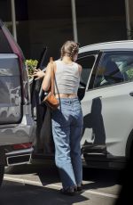 KRISTEN BELL Visiting a Dermatologist in Studio City 08/08/2023