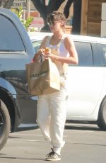 KRISTEN SETWART Shopping at Lazy Acres Market in Los Feliz 08/07/2023
