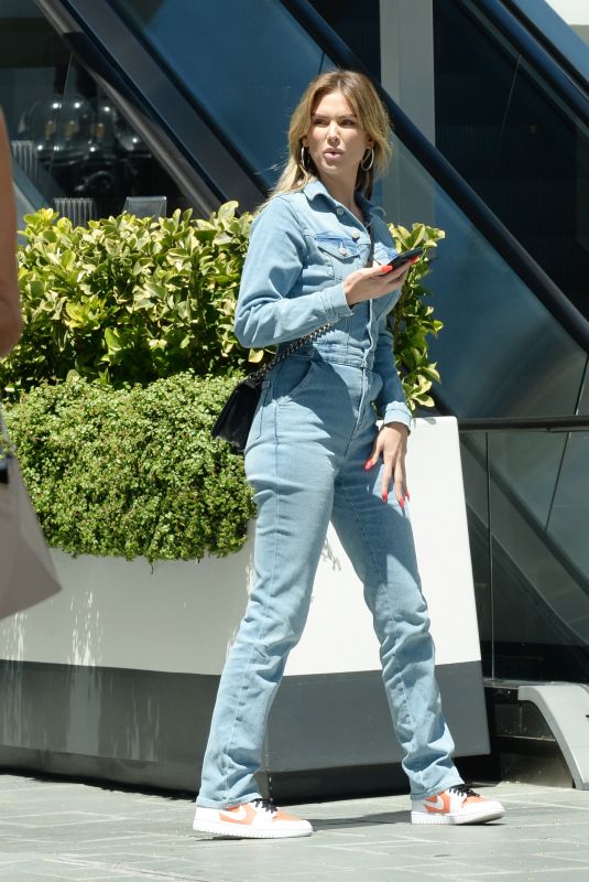 LALA KENT Leaves Vanderpump Rules Set in Brentwood 08/17/2023