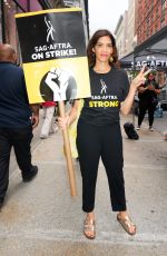 LAURA GOMEZ at SAG-AFTRA Strike in New York 08/04/2023