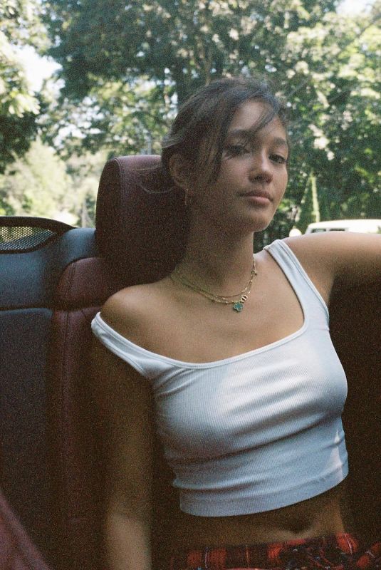 LILY CHEE - Instagram Photos 08/01/2023