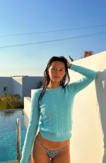 LILY CHEE - Instagram Photos and Videos 08/15/2023