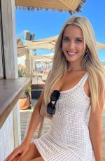 LINDSAY BREWER - Instagram Photos 08/02/2023