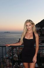 LINDSAY BREWER - Instagram Photos 08/10/2023