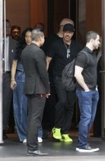 LISA PARIGI and Lionel Richie Leaves Theri Hotel in Toronto 08/09/2023