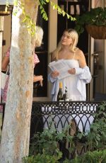 LOLA SHEEN at Toscanova Italian Restaurant in Calabasas 08/04/2023
