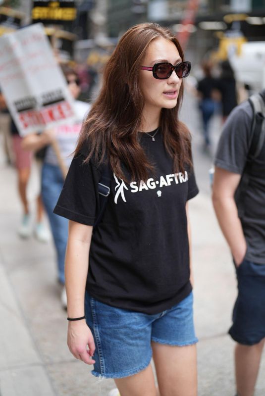 LOLA TUNG at Sag-aftra and Wga Strike in New York 08/14/2023
