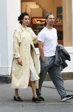 MARGARET QUALLEY and Jack Antonoff Out in New York 08/26/2023