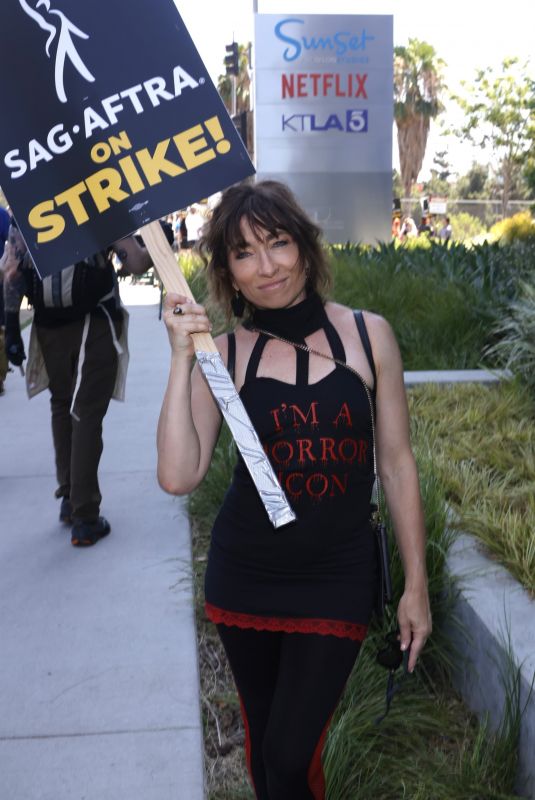 NAOMI GROSSMAN at SAG-Aftra and WGA Picket Line at Netflix Offices in Los Angeles 08/14/2023