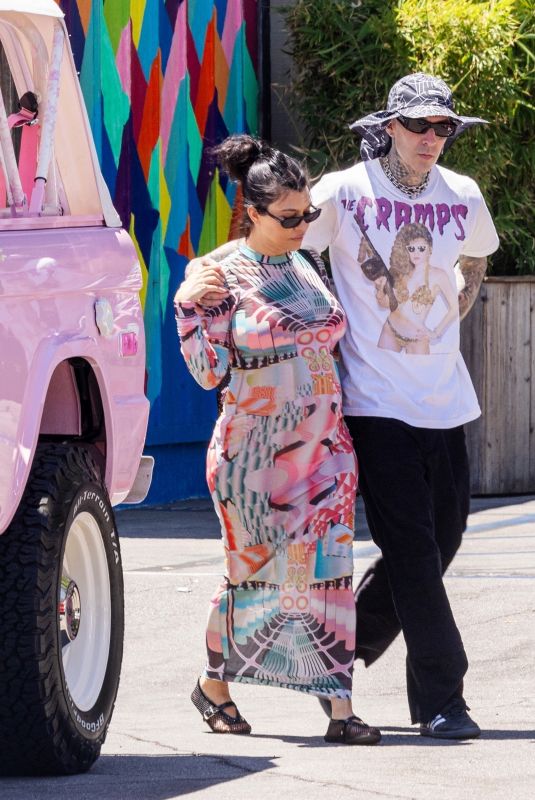 Pregnant KOURTNEY KARDASHIAN and Travis Barker Cruise in Their Barbie-inspired Classic SUV in Calabasas 08/06/2023
