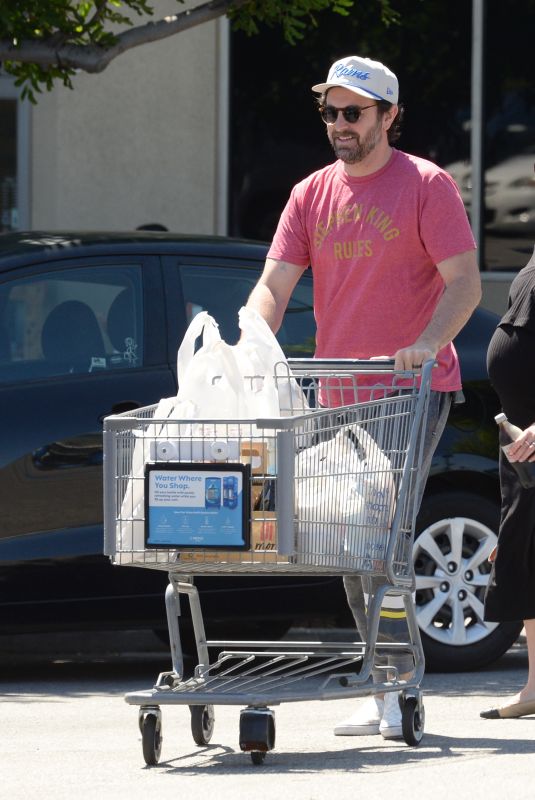 Pregnant STASSI SCHROEDER and Beau Clark Leaves Grocery Store in Los Angeles 08/25/2023
