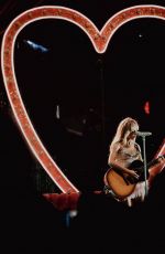 SABRINA CARPENTER - Emails I Can
