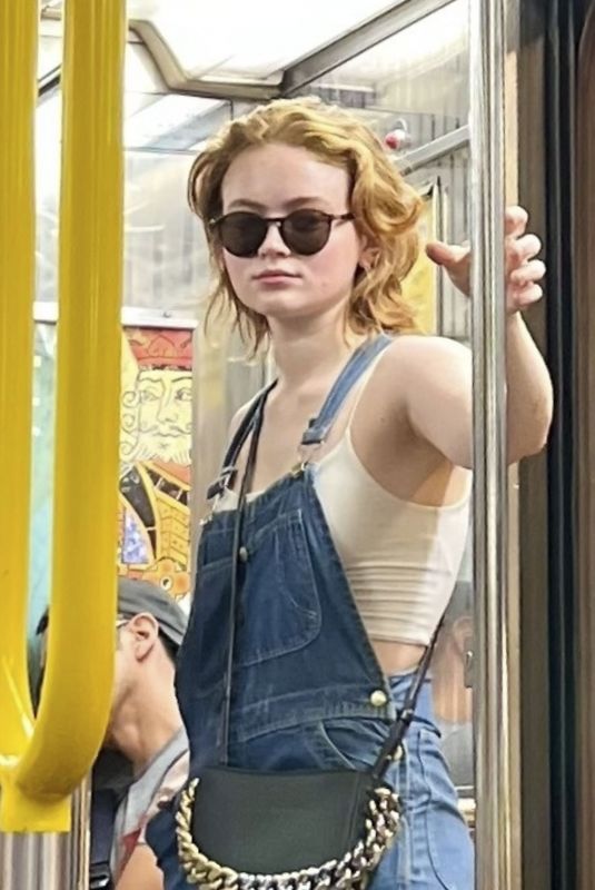 SADIE SINK Out for Lunch in New York 08/21/2023
