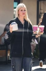 SAMI SHEEN at Sunlife Organics in Malibu 08/13/2023