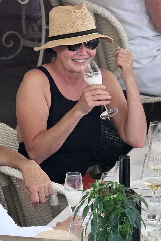SHANNEH DOHERTY on Holiday with Friends in Nerano 08/13/2023