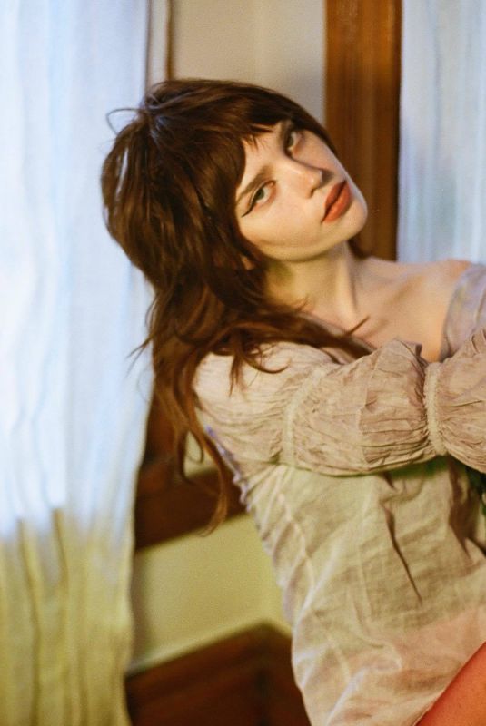 SOPHIE THATCHER at a Photoshoot 08/12/2023