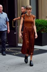 TAYLOR SWIFT Leaves Zero Bond Restaurant in New York 08/17/2023
