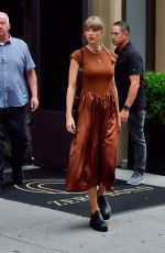 TAYLOR SWIFT Leaves Zero Bond Restaurant in New York 08/17/2023