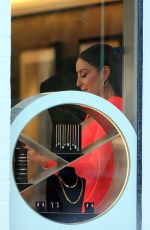 TERRY BIVIANO Shopping for Jewelry at Alinka in Double in Sydney 08/15/2023