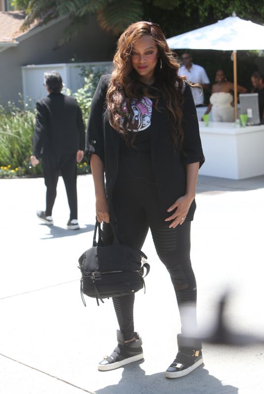 TYRA BANKS Arrives at a Day of Indulgence Event in Los Angeles 08/13/2023
