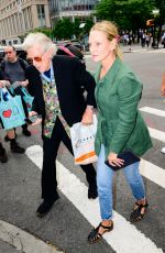 UMA THURMAN Arrives for Robert De Niro