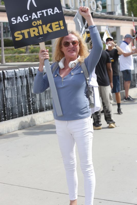 VVIRGINIA MADSEN at Fox Studios for SAG AFTRA Strike in Los Angeles 08/01/2023