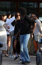WILLOW SMITH and De