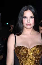 ADRIANA LIMA Arrives at Victoria